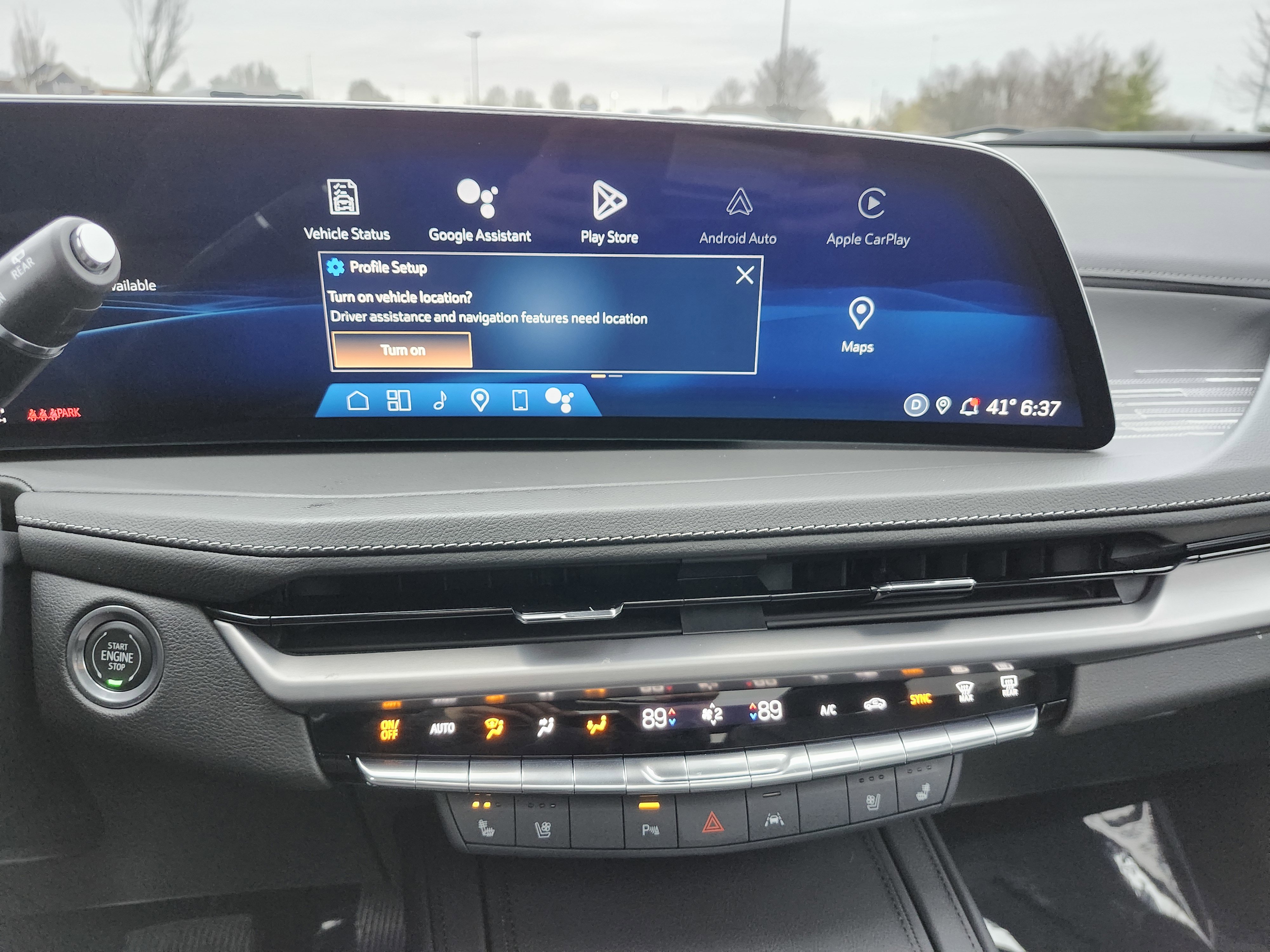 Used 2024 Cadillac XT4 Premium Luxury image 37