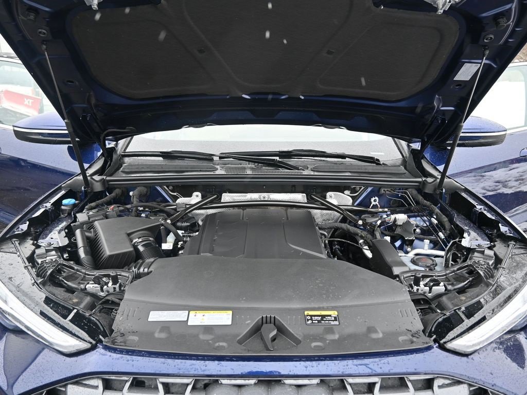 New 2025 Audi Q5 Prestige image 11