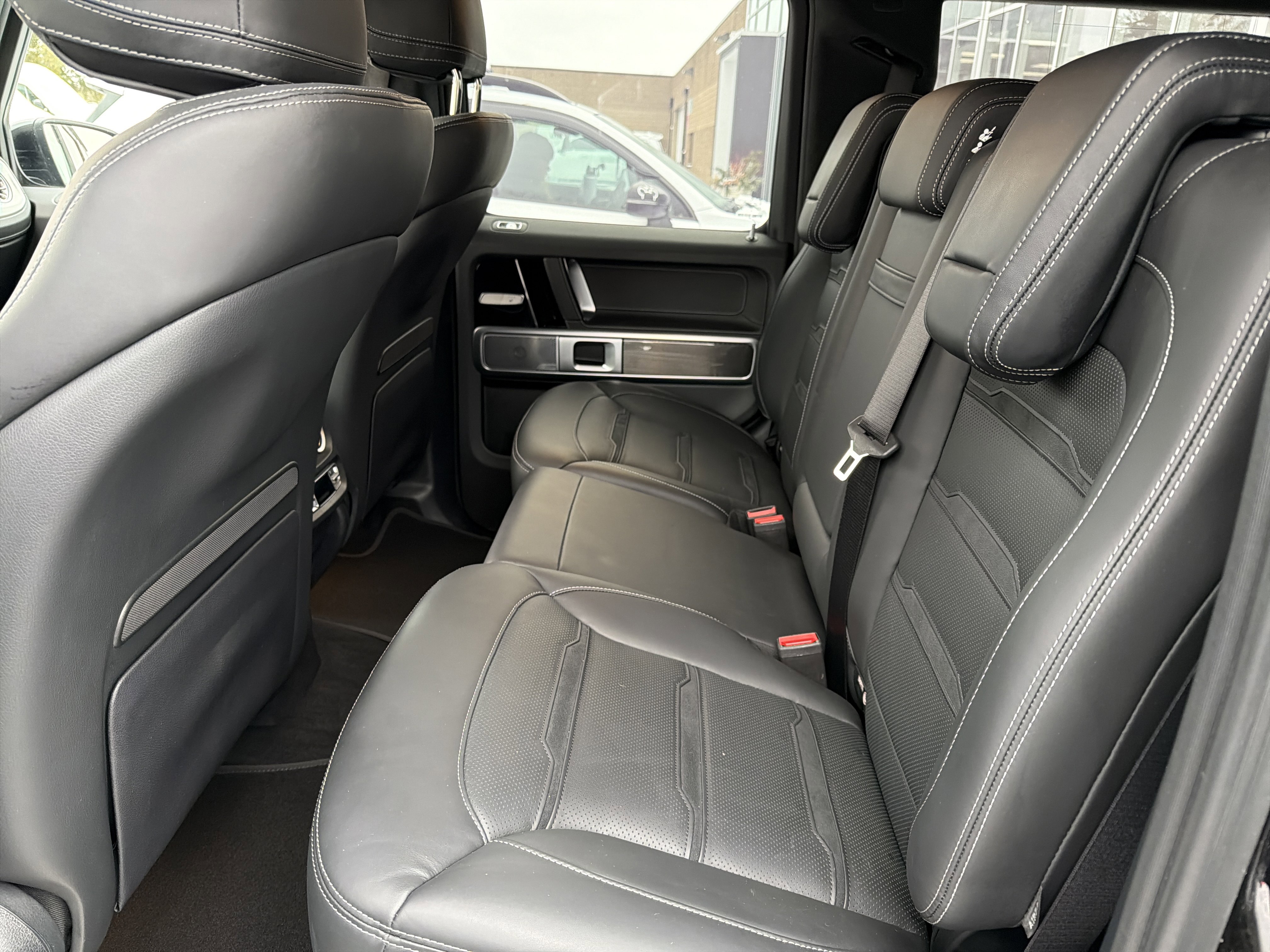 Used 2025 Mercedes-Benz G 63 AMG 4MATIC image 32