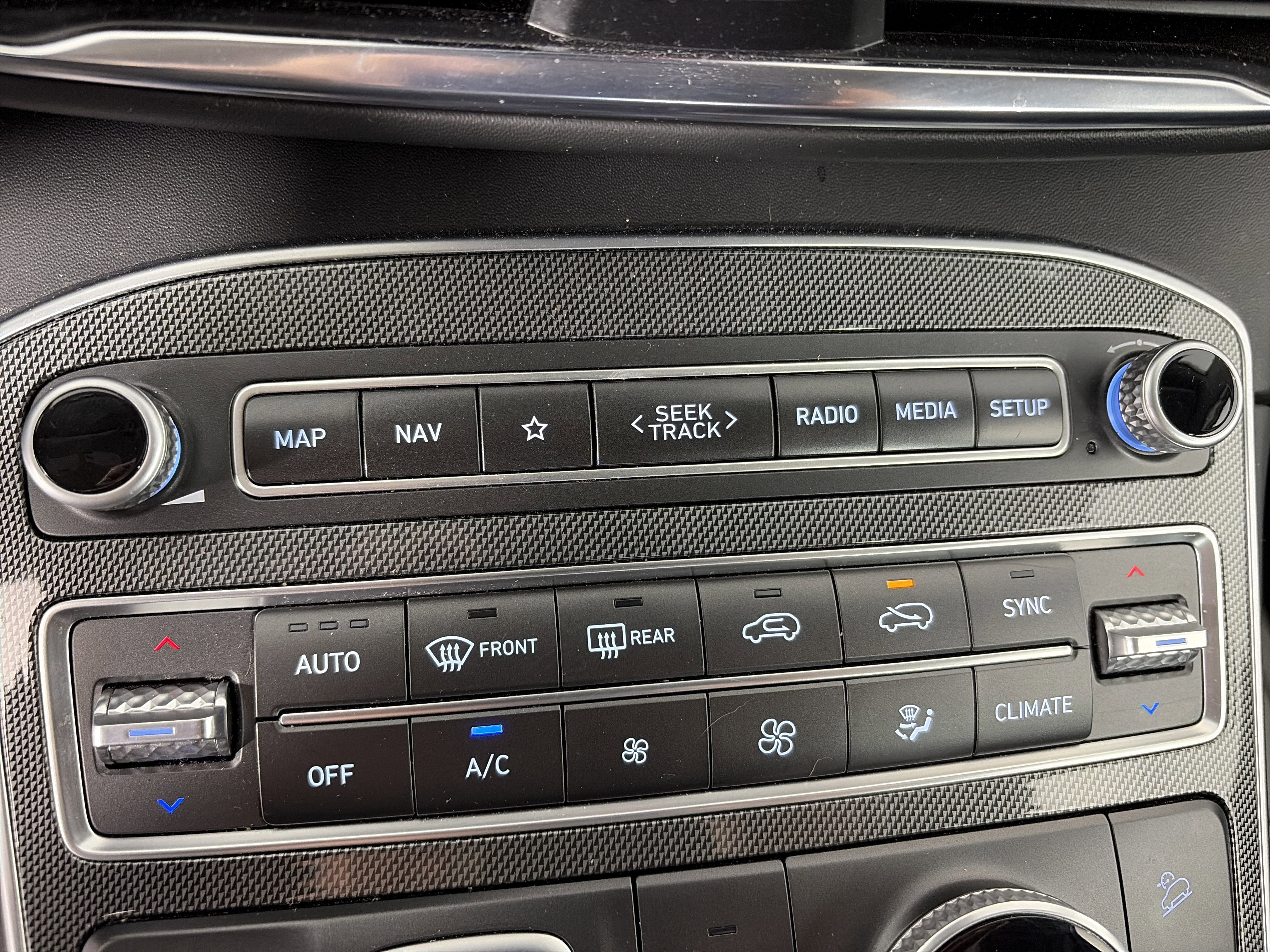 Certified 2023 Hyundai Santa Fe SEL w/ Premium Package AWD/4WD image 27