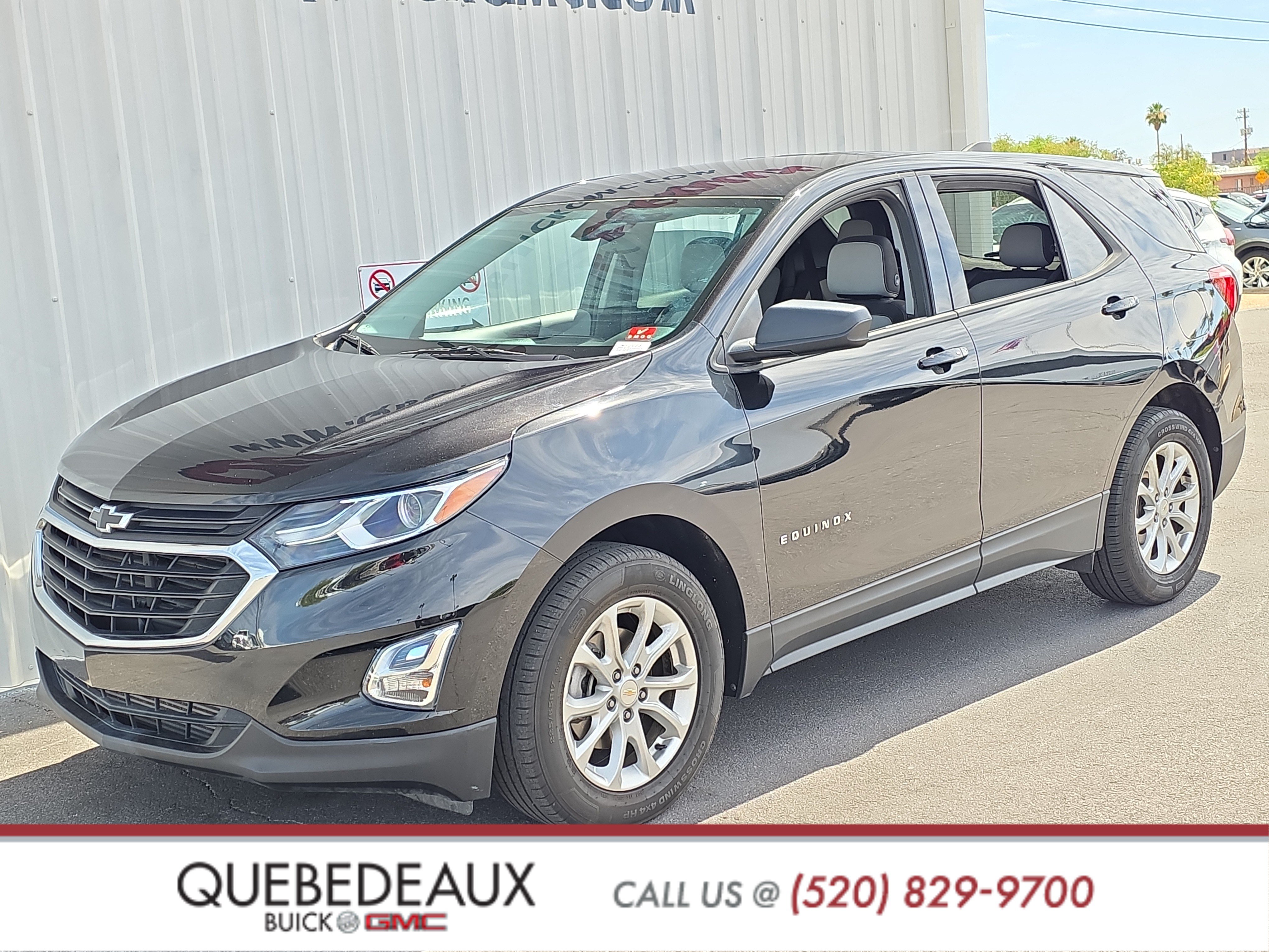 Used 2019 Chevrolet Equinox LS w/ LS Convenience Package FWD image 3