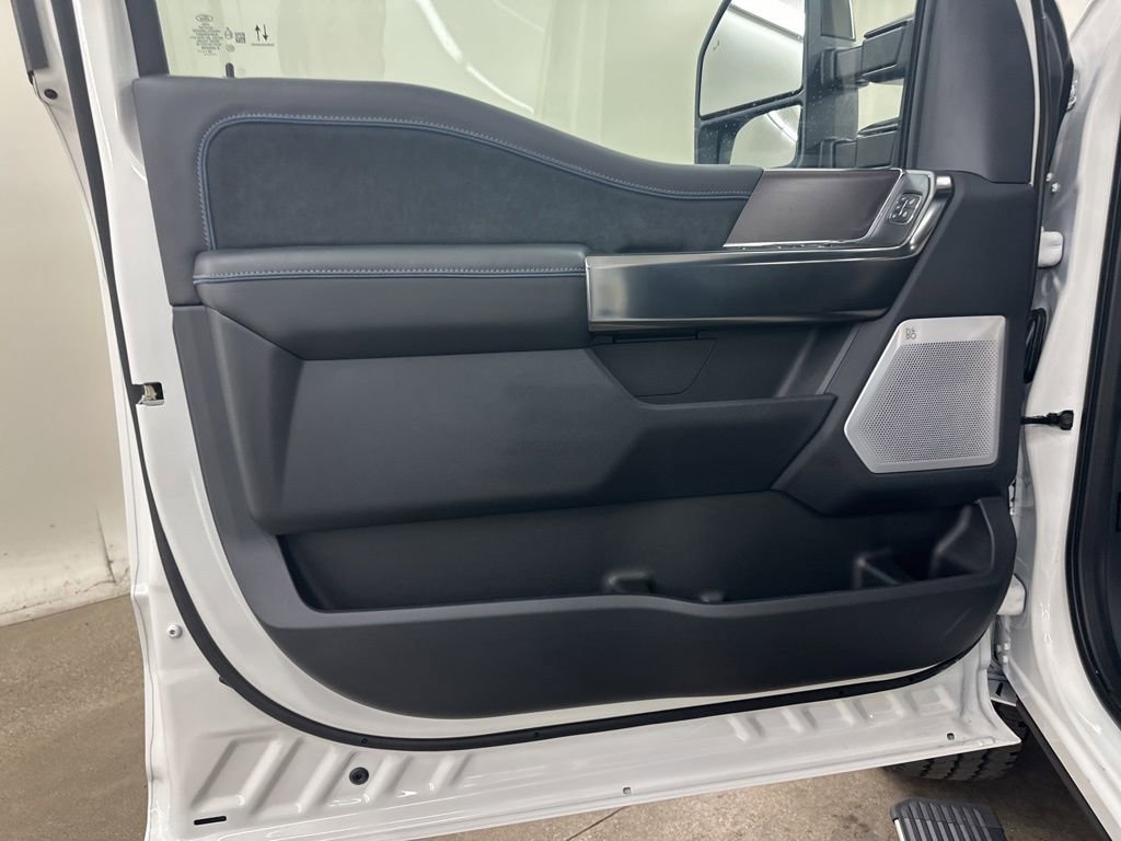 New 2026 Ford F350 Platinum image 29