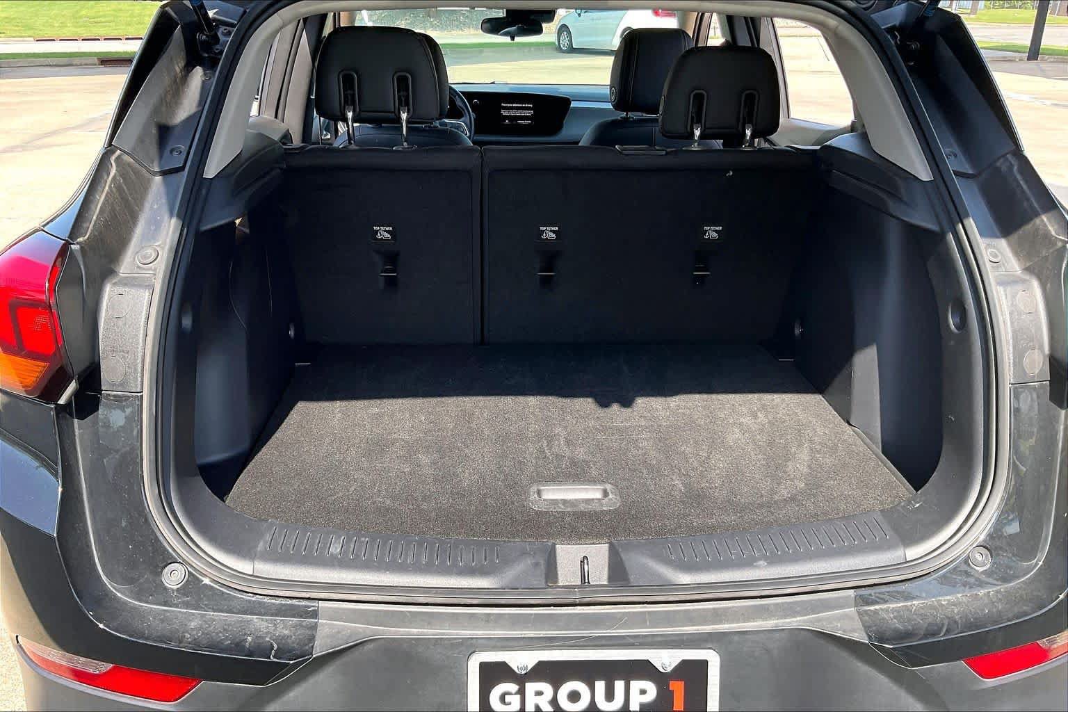 Used 2025 Buick Encore GX Preferred AWD/4WD image 31