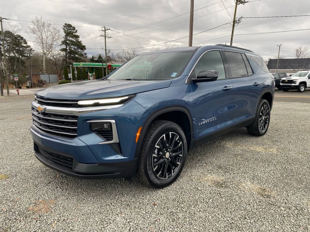 New 2026 Chevrolet Traverse LT w/ Sun and Wheel Package image 7