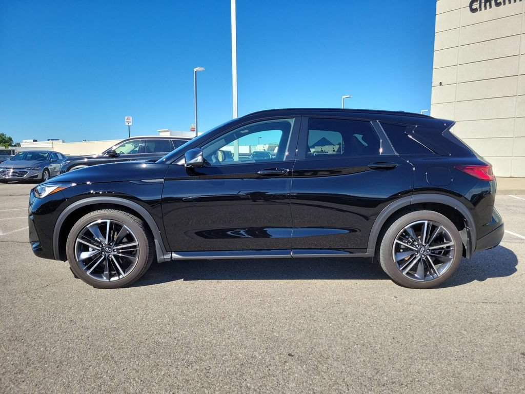 Used 2023 INFINITI QX50 Sport AWD/4WD image 2