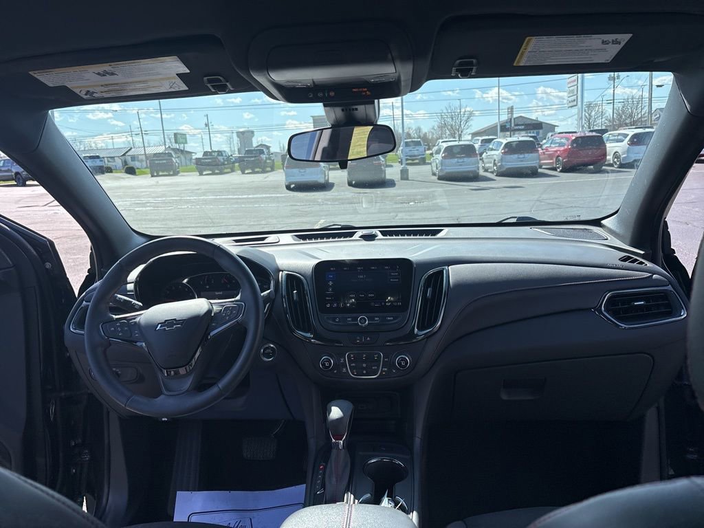 Used 2023 Chevrolet Equinox RS FWD image 34