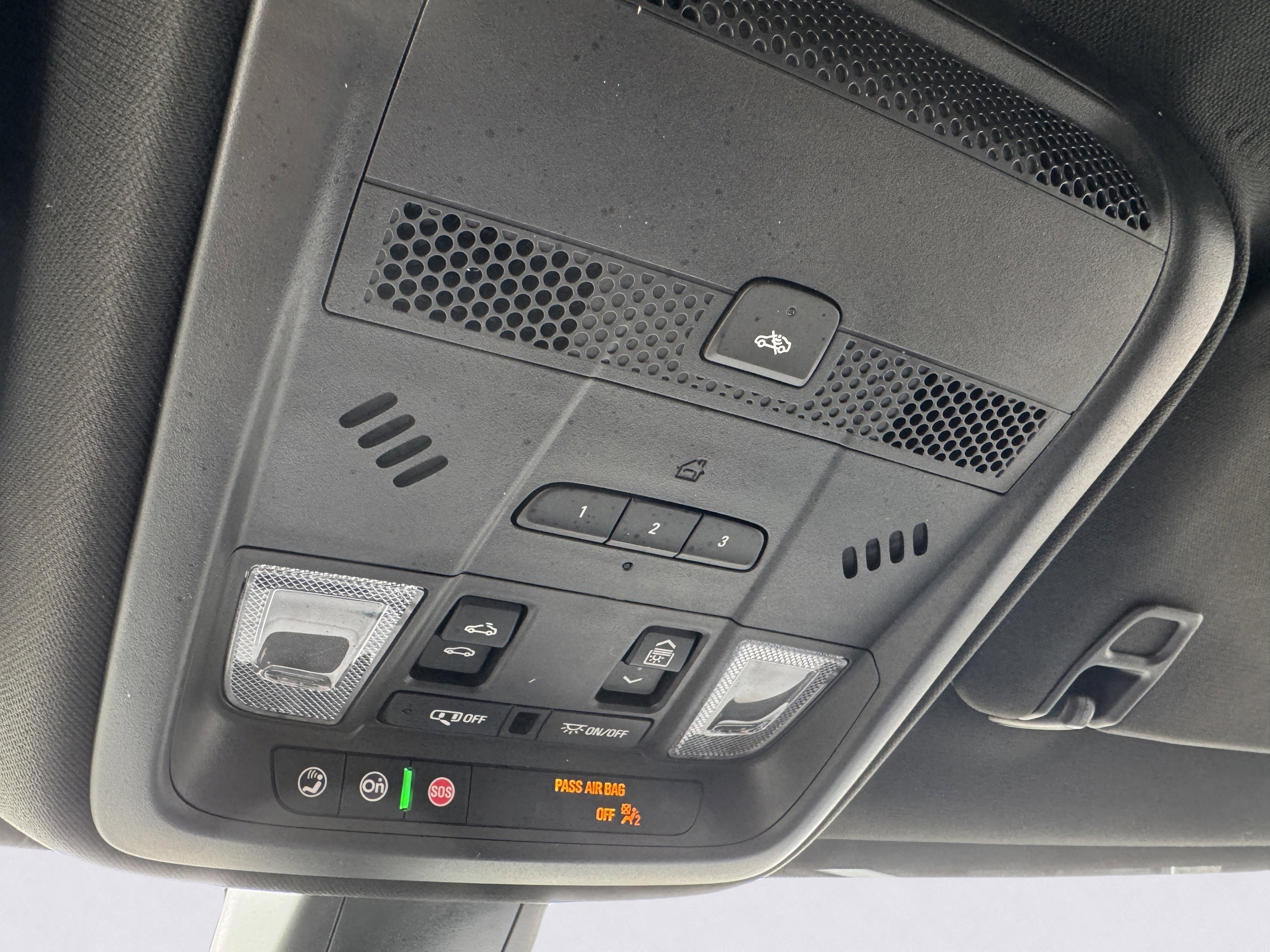 Used 2022 Cadillac XT5 Premium Luxury w/ Technology Package image 32