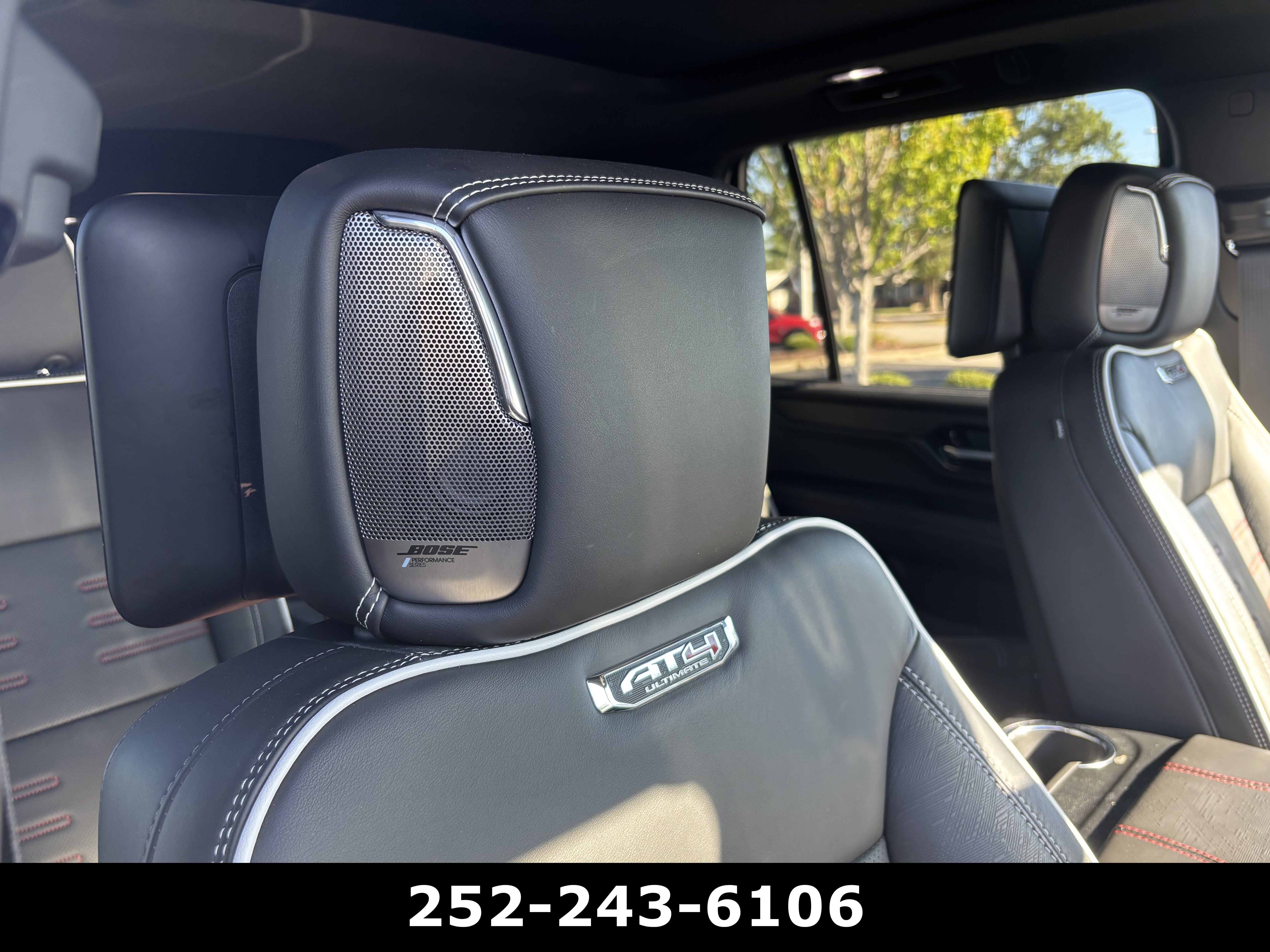 Used 2025 GMC Yukon AT4 Ultimate AWD/4WD image 13