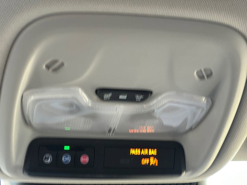 New 2027 Chevrolet Bolt LT w/ Comfort Package image 19