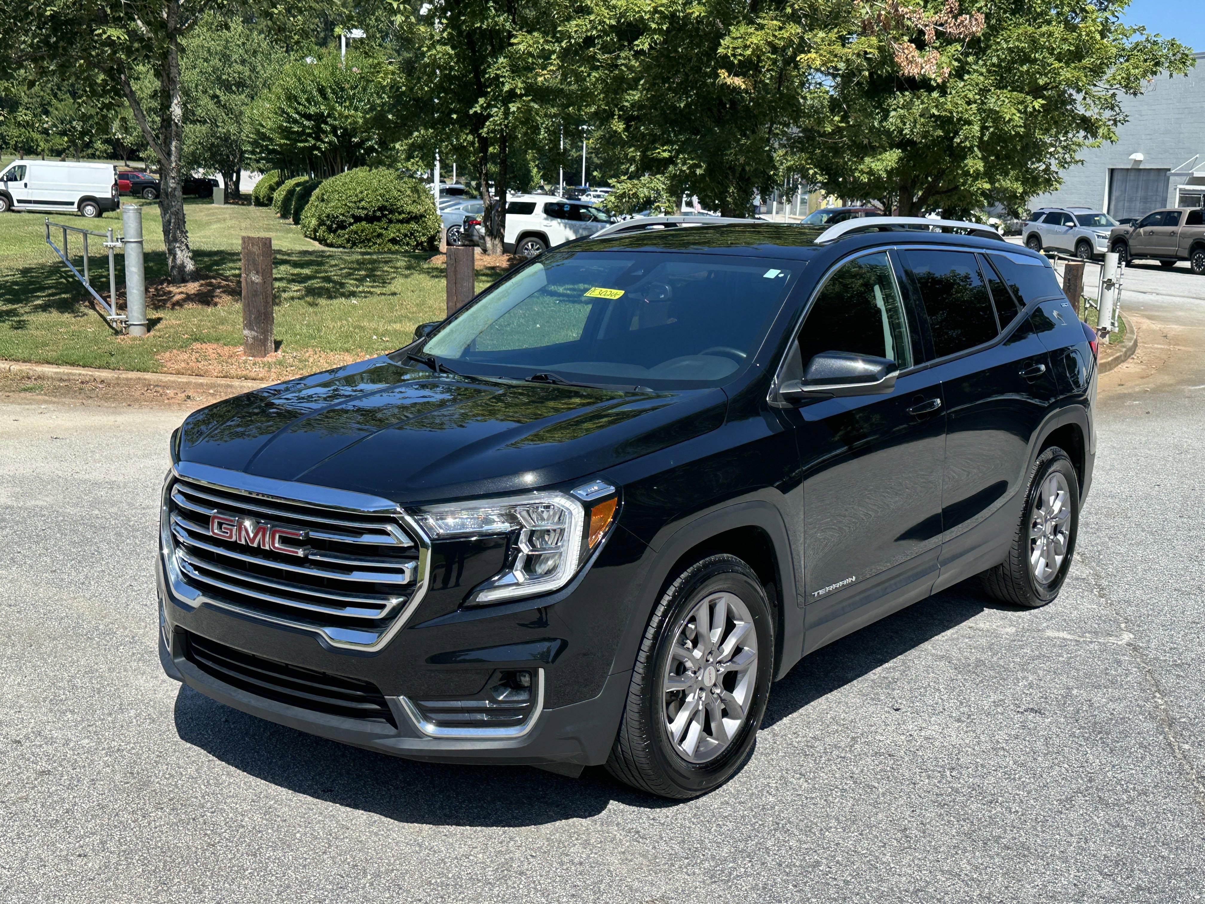 Used 2024 GMC Terrain SLT