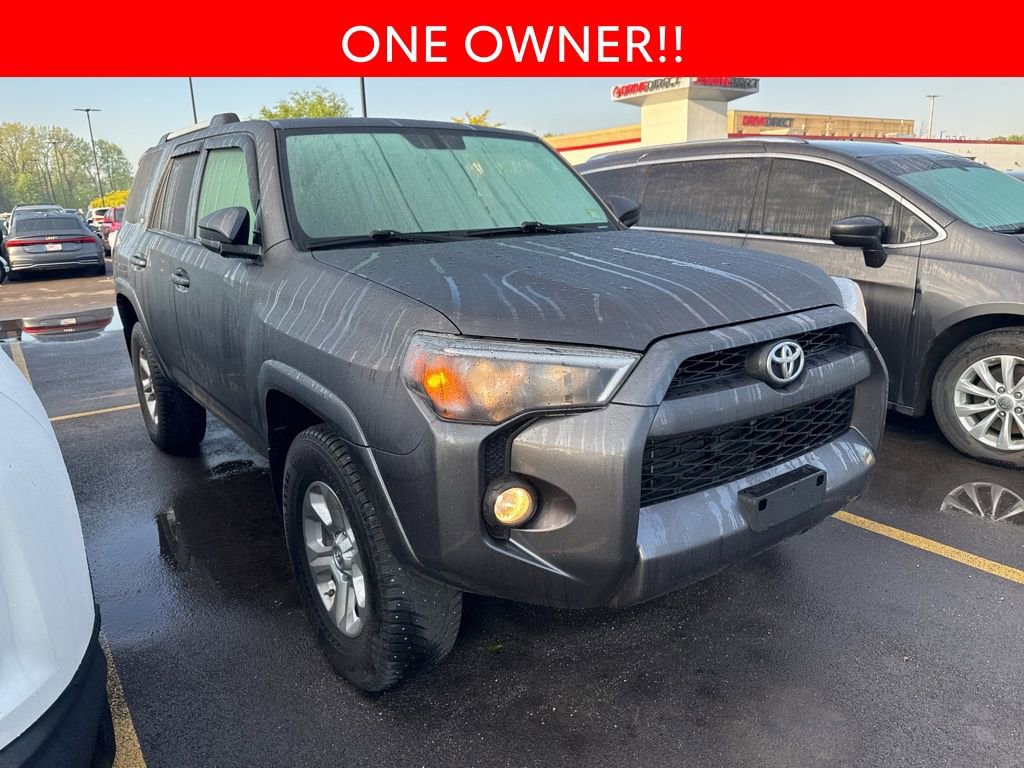 Used 2019 Toyota 4Runner SR5 AWD/4WD image 3