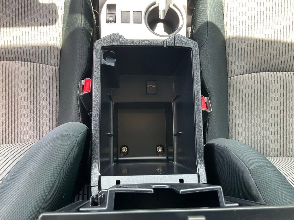 Used 2018 Toyota 4Runner SR5 RWD image 48