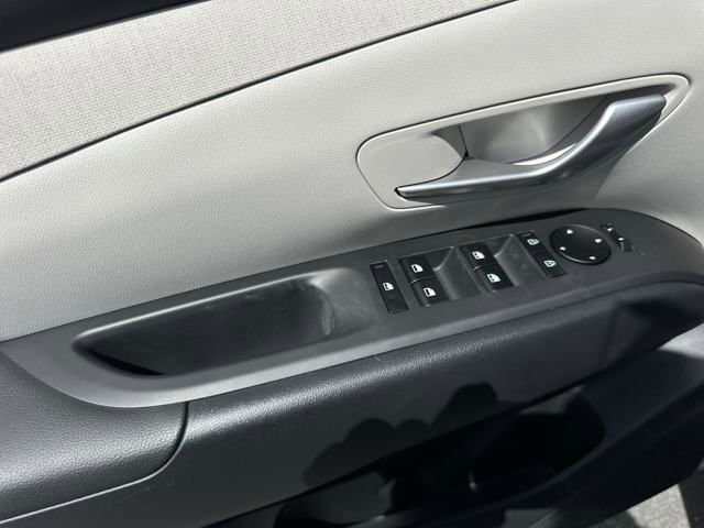 New 2025 Hyundai Tucson SEL image 11