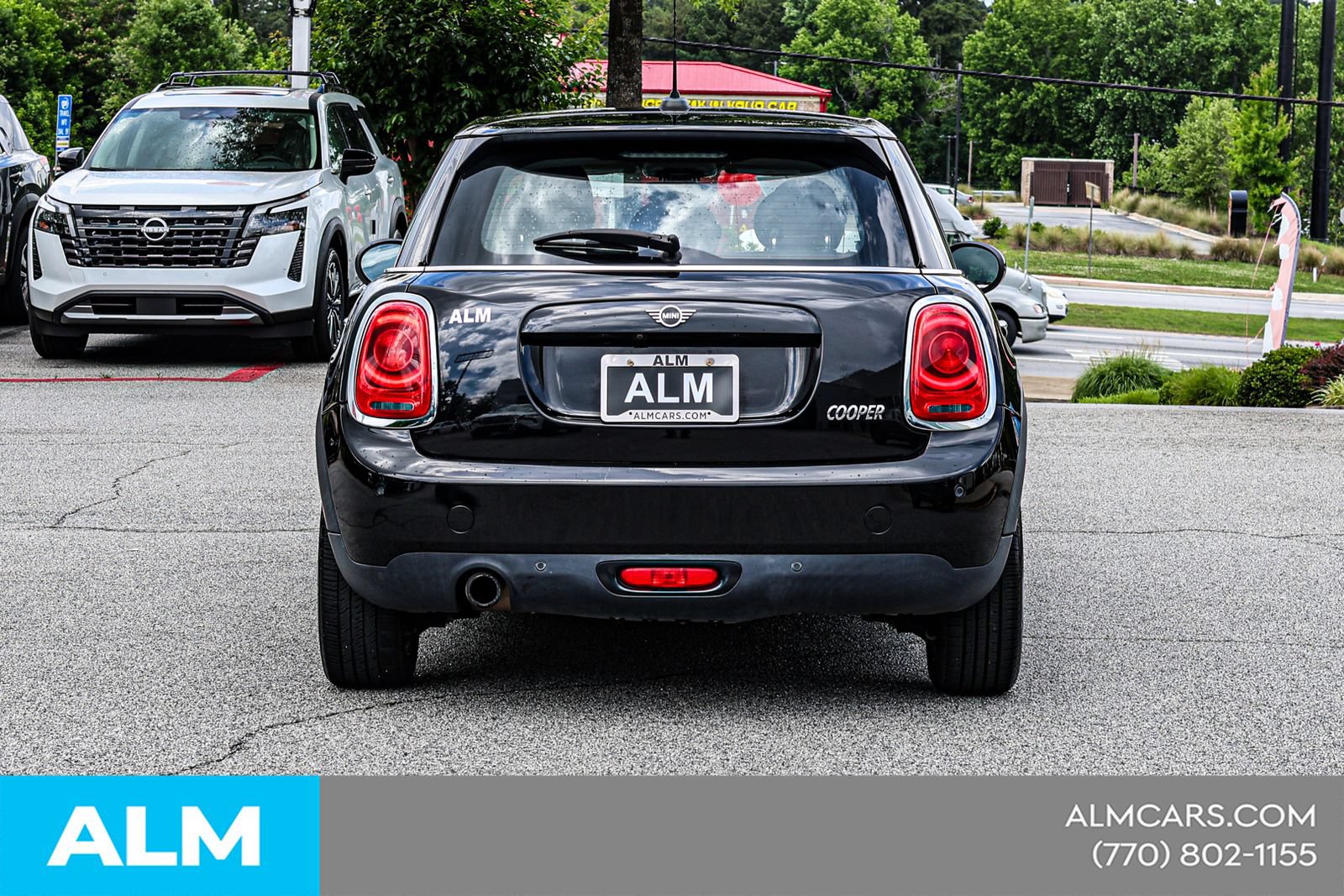 Used 2019 MINI Cooper 4-Door Hardtop FWD image 12