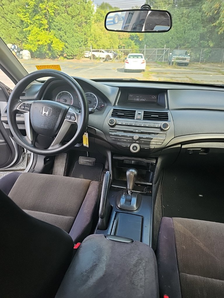 Used 2009 Honda Accord LX-P image 24