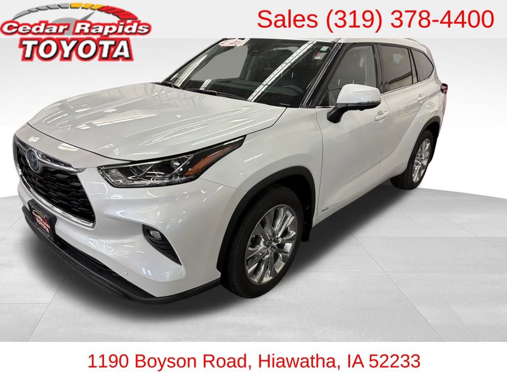 Used 2023 Toyota Highlander Limited image 1