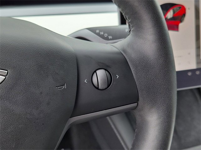 Used 2021 Tesla Model 3 Standard Range Plus image 25