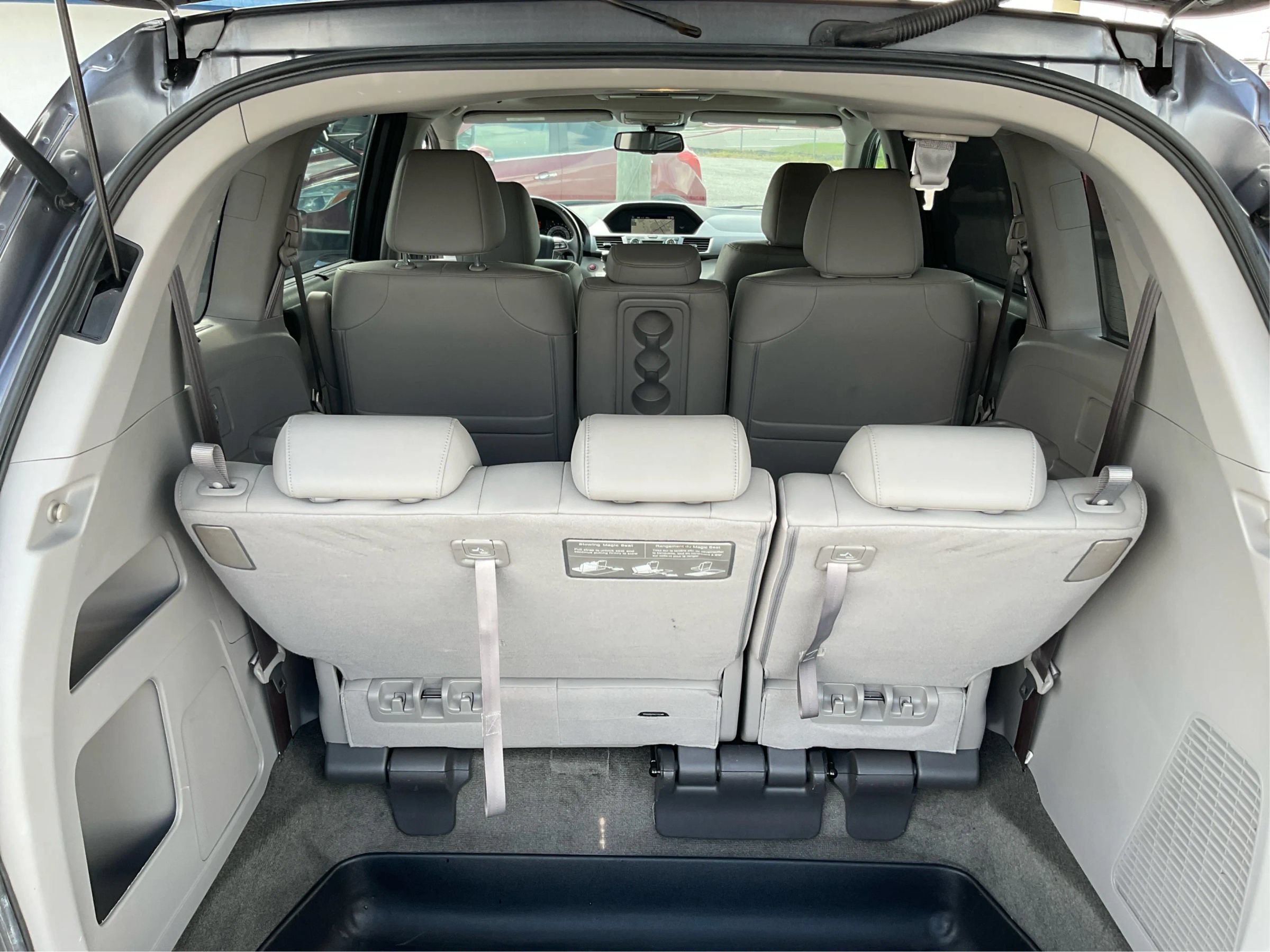 Used 2016 Honda Odyssey Touring image 13
