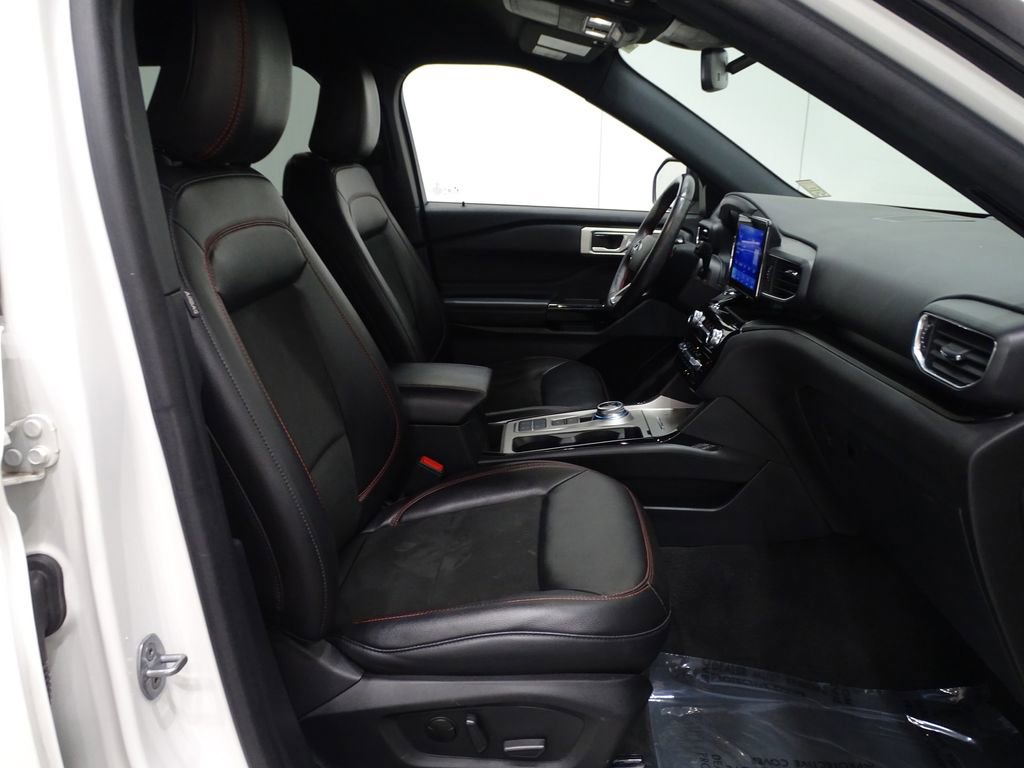 Used 2022 Ford Explorer ST-Line w/ Class IV Trailer Tow Package image 17