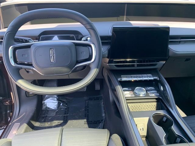 New 2025 Lincoln Nautilus Reserve image 20