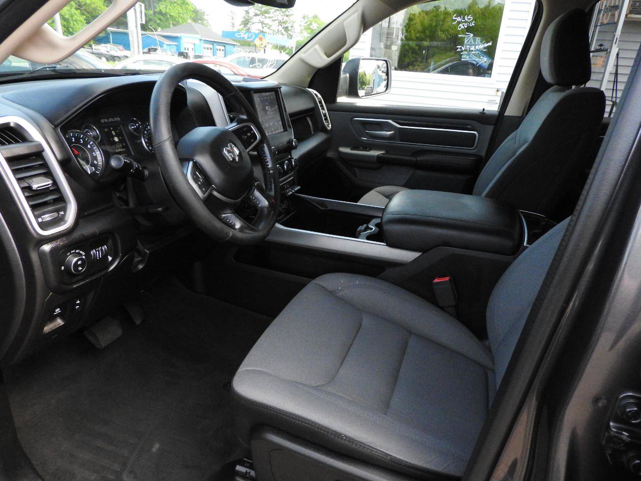 Used 2019 RAM 1500 Big Horn AWD/4WD image 7