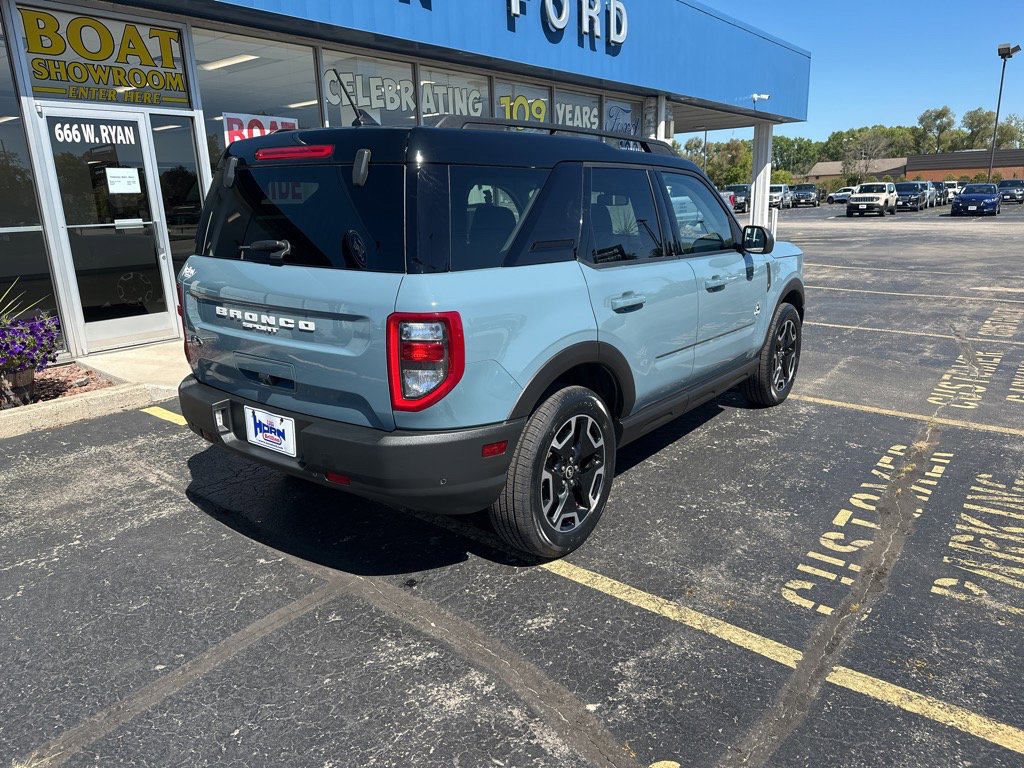 Used 2021 Ford Bronco Sport Outer Banks w/ Outer Banks Package image 5