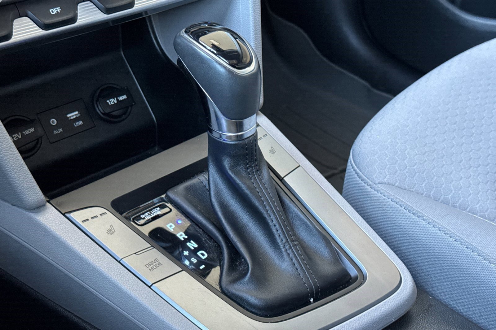 Used 2019 Hyundai Elantra Value Edition image 17