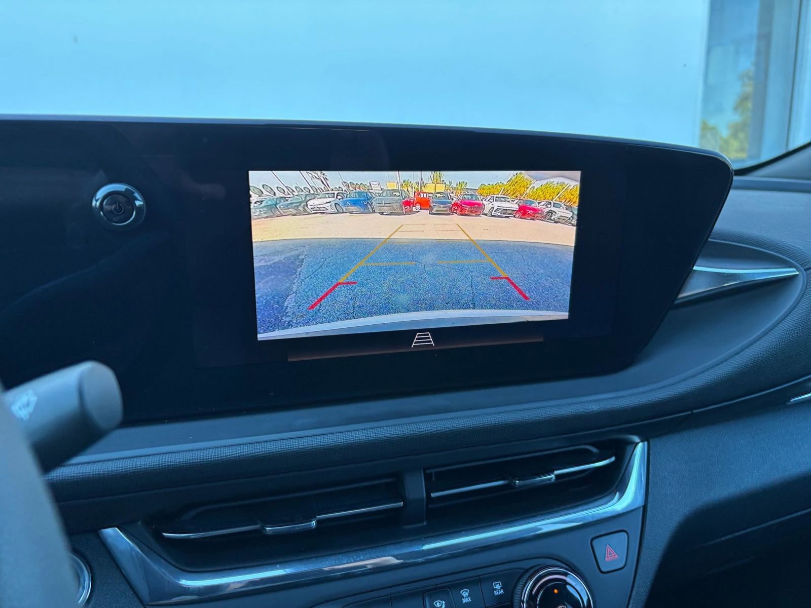 Used 2025 Buick Envista Preferred image 17