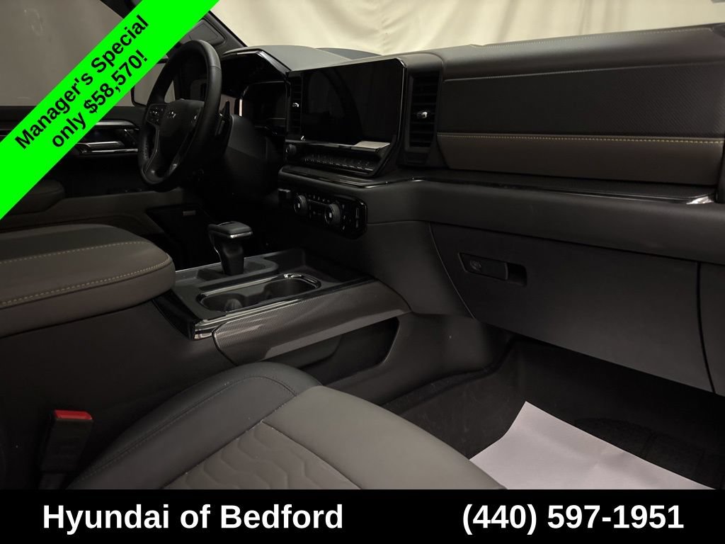 Used 2025 Chevrolet Silverado 1500 ZR2 w/ Technology Package AWD/4WD image 32