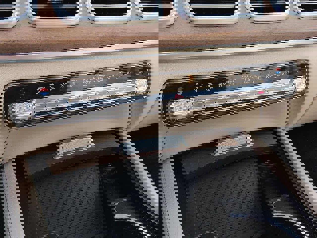 Used 2024 Mercedes-Benz GLE 350 4MATIC image 29