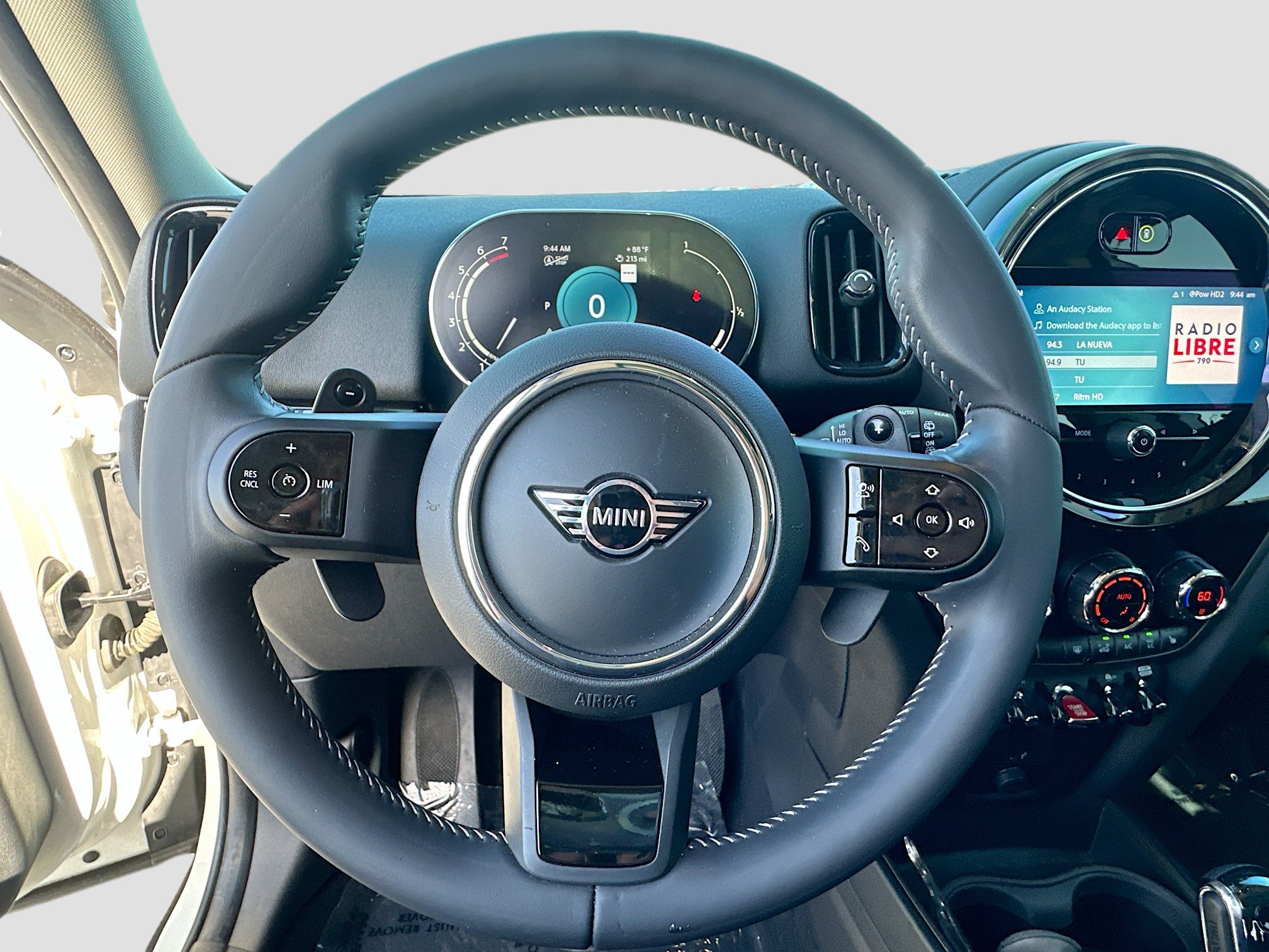 Used 2024 MINI Cooper Countryman S w/ Storage Package FWD image 11