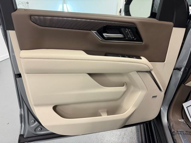 New 2026 GMC Yukon XL Denali w/ Sun & Power Step Package image 14