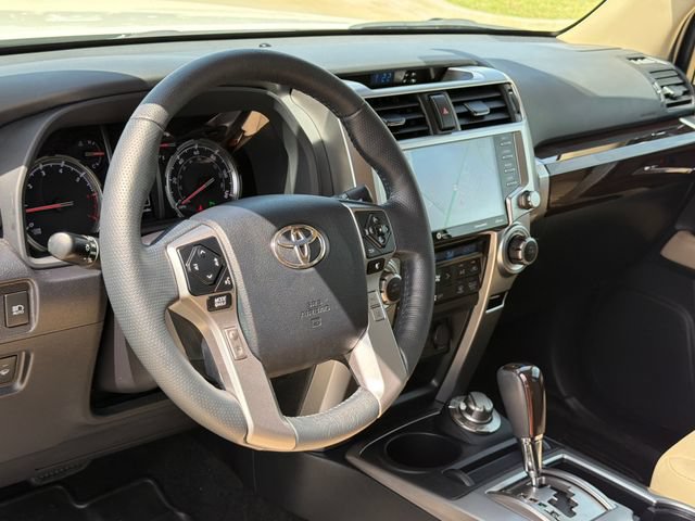 Used 2023 Toyota 4Runner Limited AWD/4WD image 20