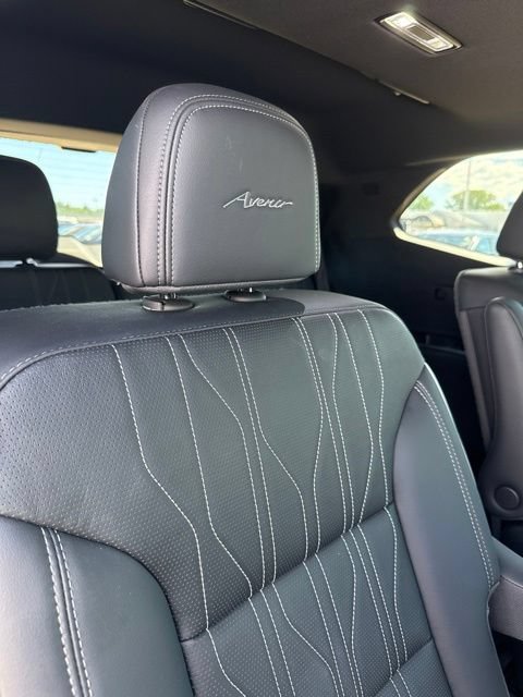Used 2026 Buick Enclave Avenir w/ Super Cruise Package AWD/4WD image 27