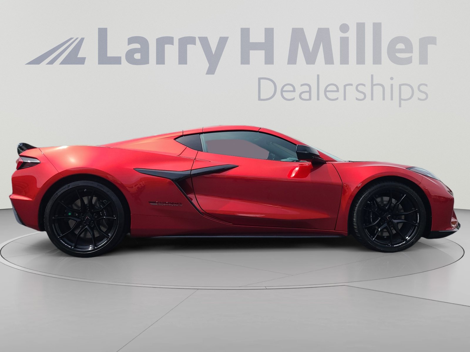 New 2027 Chevrolet Corvette Grand Sport w/ Z52 Sport Performance Package RWD image 5