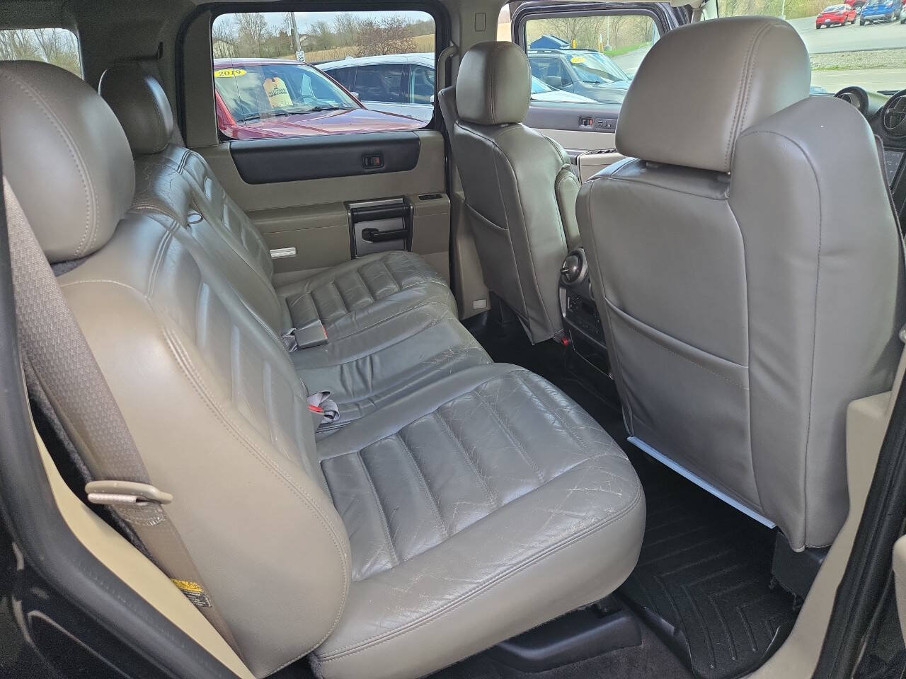 Used 2003 HUMMER H2 w/ Preferred Equipment Group AWD/4WD image 30