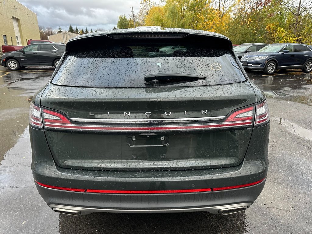 Used 2022 Lincoln Nautilus Reserve w/ Equipment Group 201A image 15