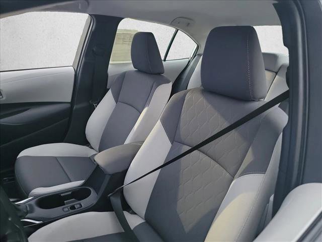 Used 2025 Toyota Corolla LE image 13