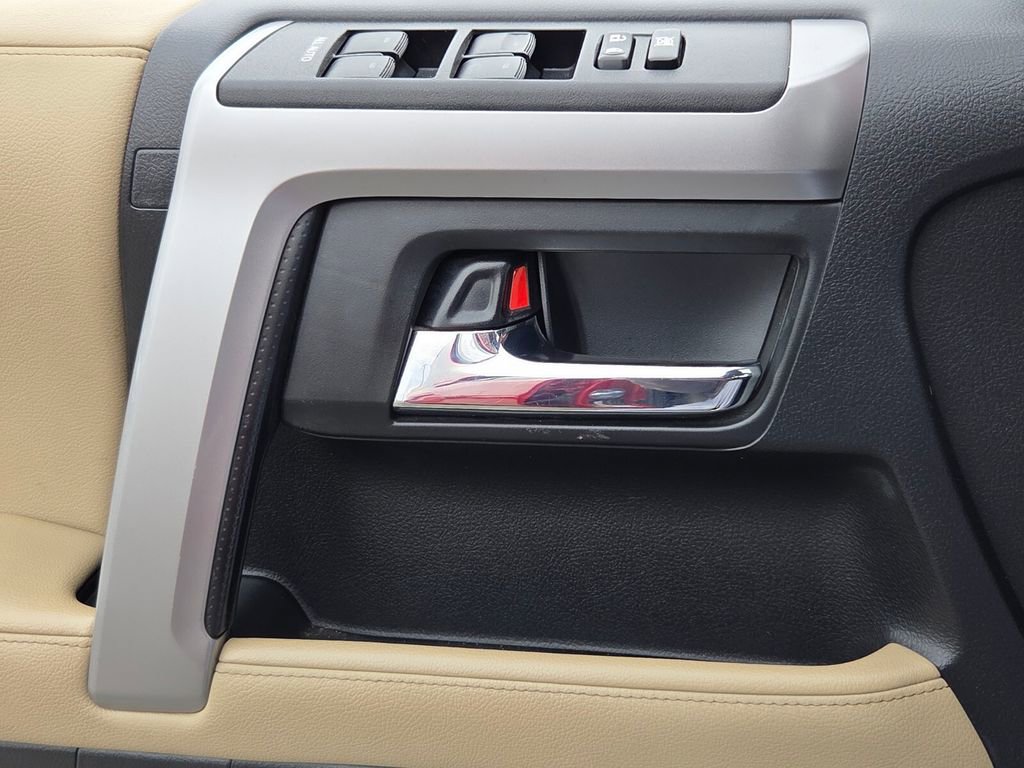 Used 2021 Toyota 4Runner SR5 Premium w/ Moonroof Package image 30