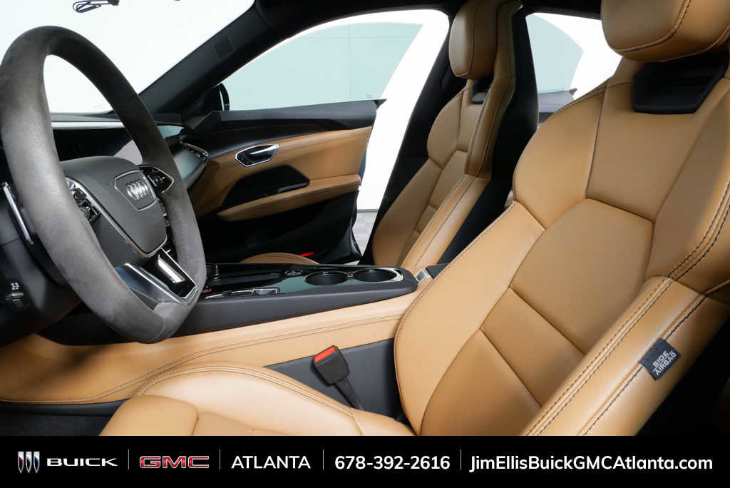 Used 2022 Audi e-tron GT Premium Plus image 5