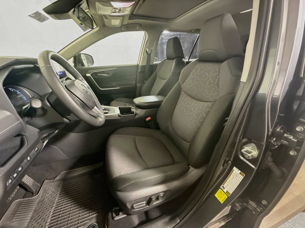 Certified 2024 Toyota RAV4 XLE w/ Convenience Package AWD/4WD image 20