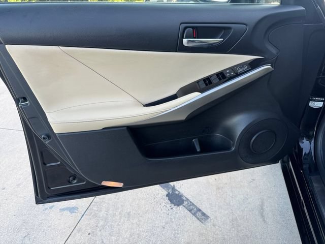 Used 2015 Lexus IS 250 w/ Navigation System Package RWD image 4
