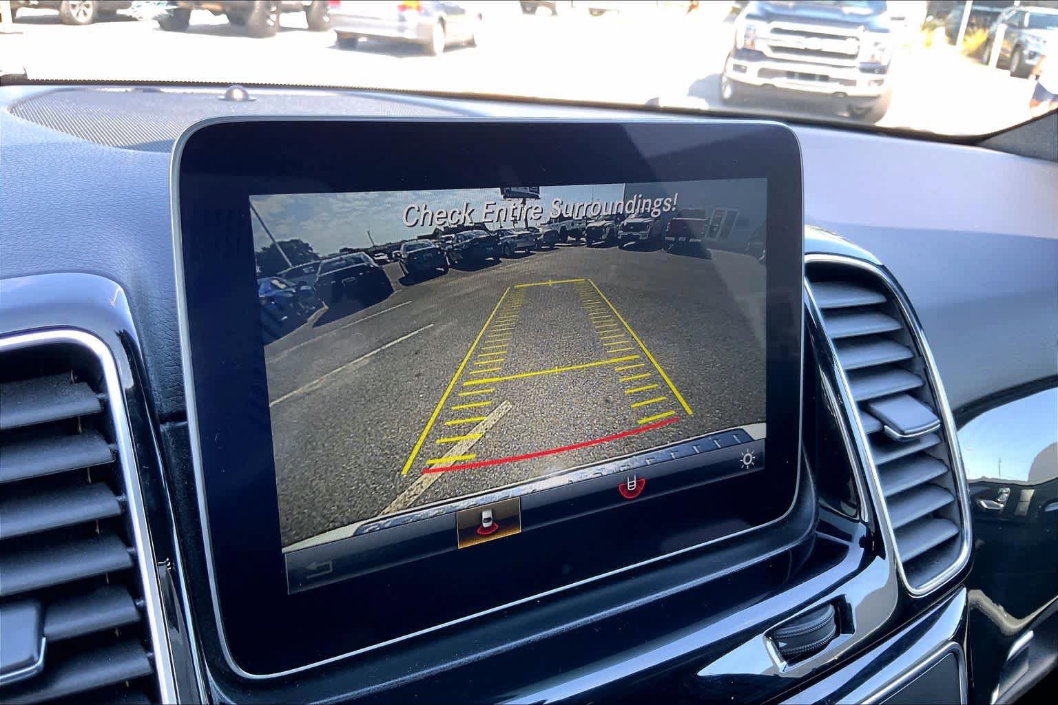 Used 2018 Mercedes-Benz GLE 350 4MATIC image 26