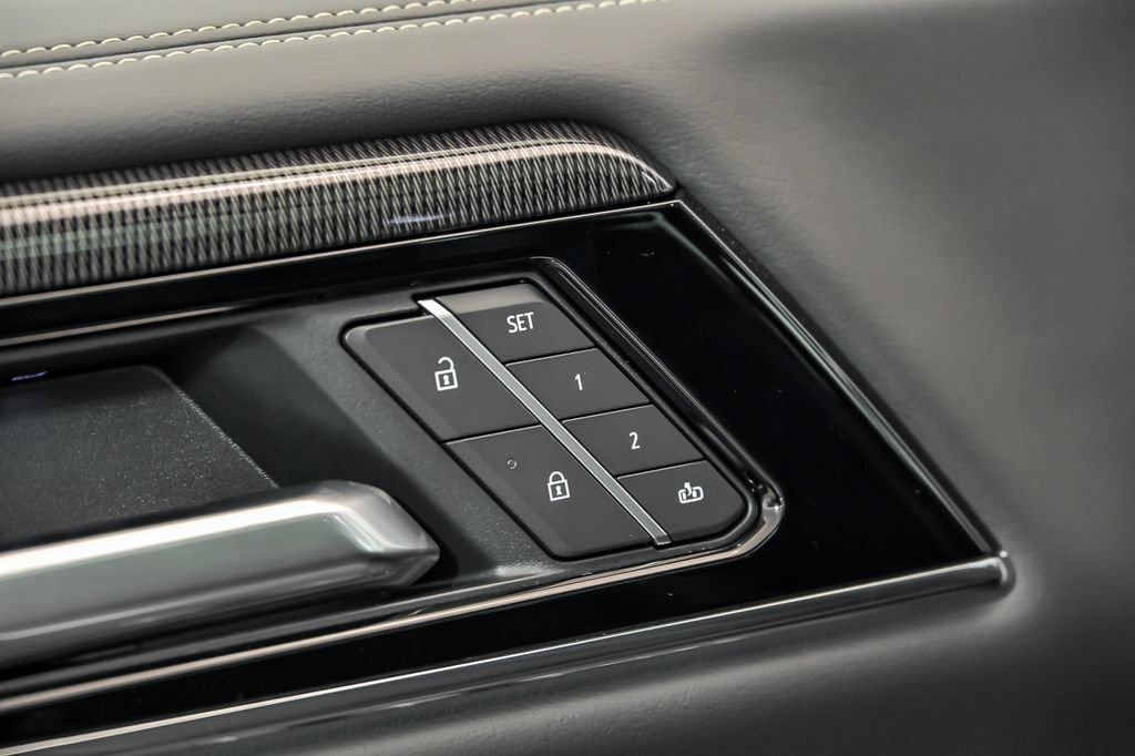 New 2026 GMC Yukon Elevation w/ Elevation Premium Package AWD/4WD image 6