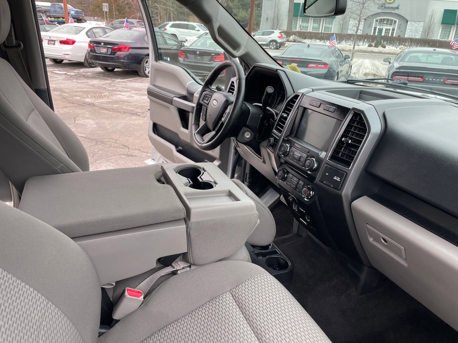 Used 2017 Ford F150 XLT w/ Equipment Group 302A Luxury image 16