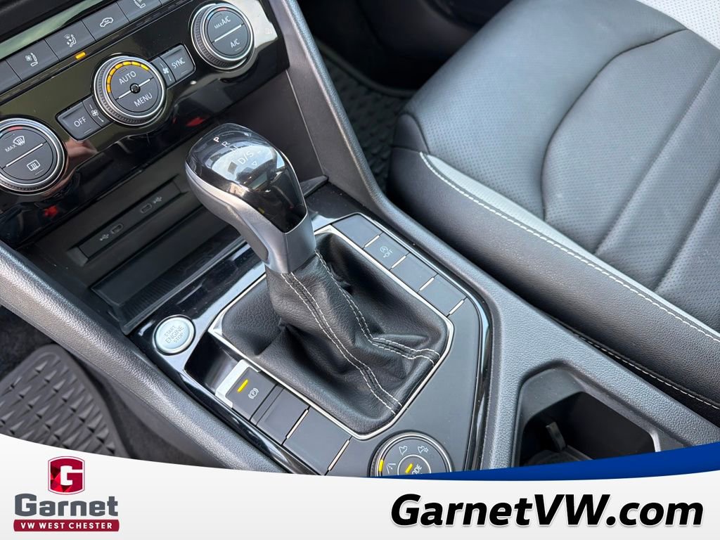 Certified 2024 Volkswagen Taos SEL image 25