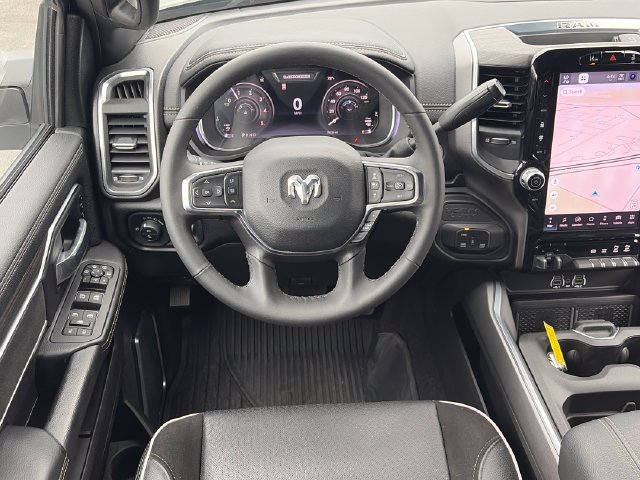 Used 2026 RAM 3500 Laramie AWD/4WD image 13
