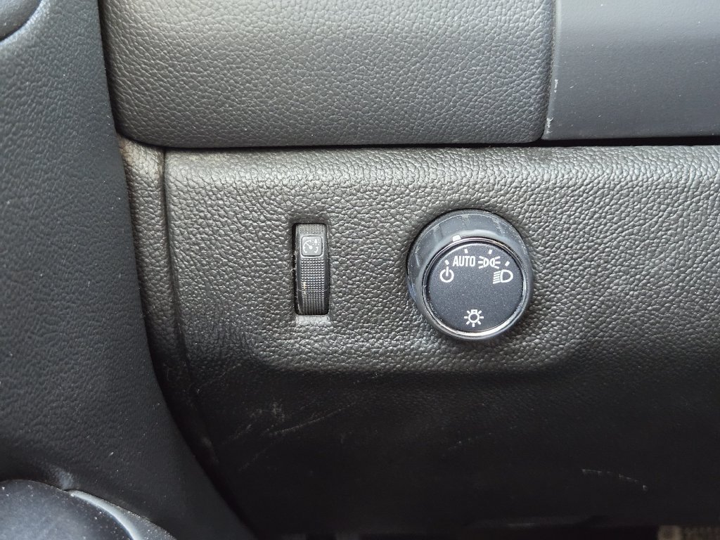 Used 2022 Chevrolet Colorado LT w/ Fleet Safety Package RWD image 22