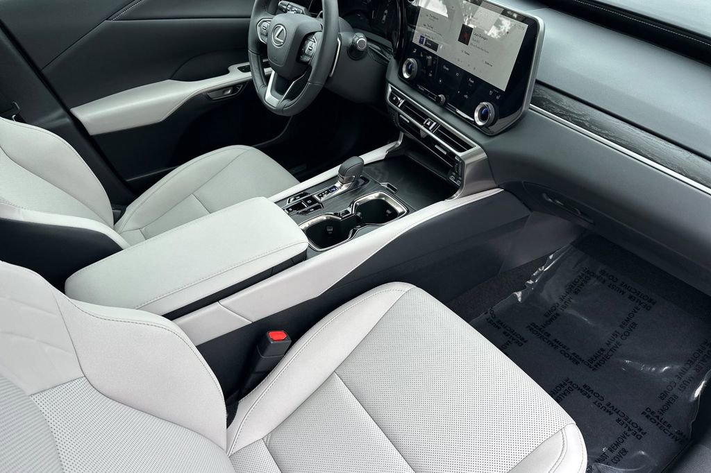 Certified 2025 Lexus RX 350 Premium w/ Convenience Package FWD image 19