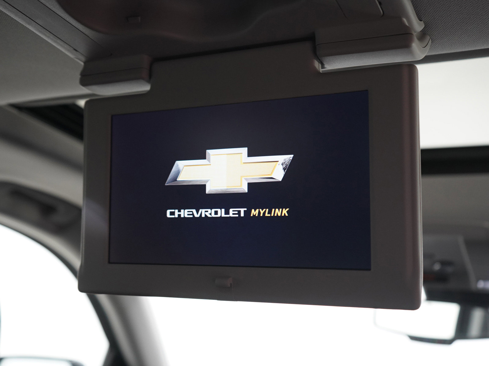 Used 2019 Chevrolet Suburban Premier AWD/4WD image 17
